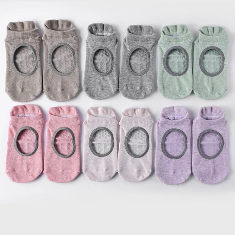 New Cotton Non-Slip Professional Sports Socks for Women Gym Yoga Pilates Socks Indoor Fitness Dance Training Floor Socks