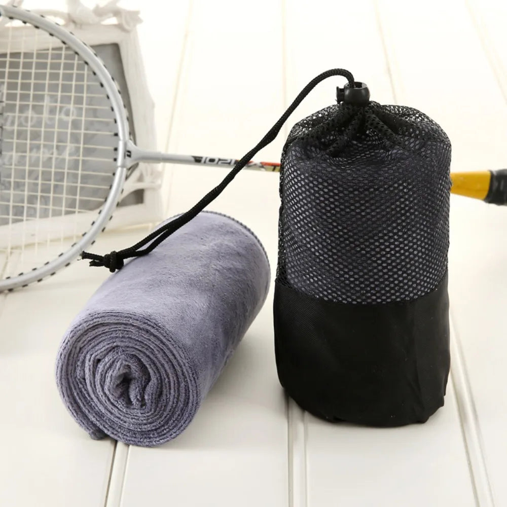 Fitness Equipment With Bundle Pocket Sports Towel Quick-Drying Storage Bag Gym Towel Soft Wiping Sweat Swimming Towel Cycling