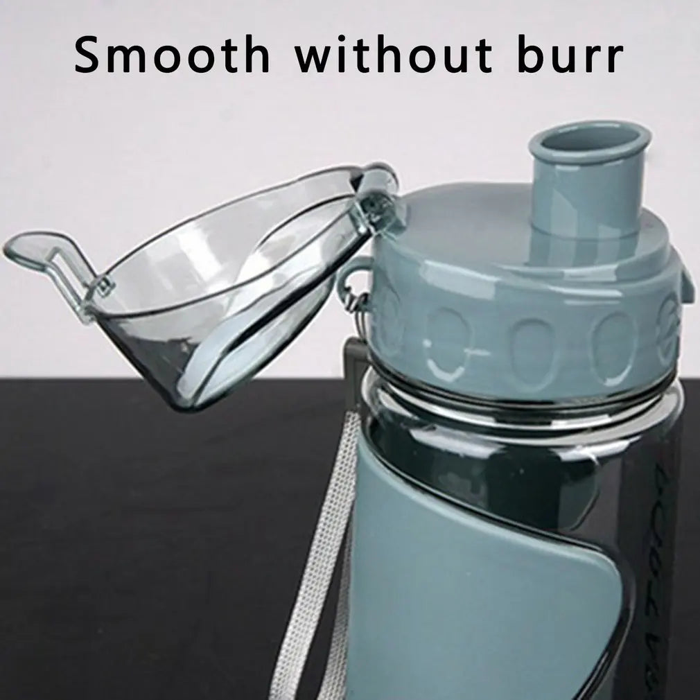 Outdoor Sports Water Bottles 700ML Gym Leak-proof Drop-proof Portable Shaker Mug Outdoor Travel Kettle Drink Water Bottle